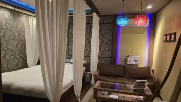 「函館のラブホテル社長が語る“ラブホ経営”の難しさ。「2日間部屋が使用できない」困った用途とは――仰天ニュース特報」の画像