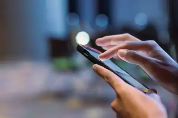 40代女性が2年がかりの“SNS断ち”で得た思わぬ効果「濃くて意味のある人間関係と、必要な出会いだけが残った」