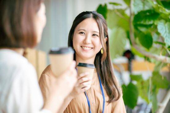 「お局が孫のようにかわいがってくれた」納言・薄幸が伝授する“職場の厄介者を手なずける技術”