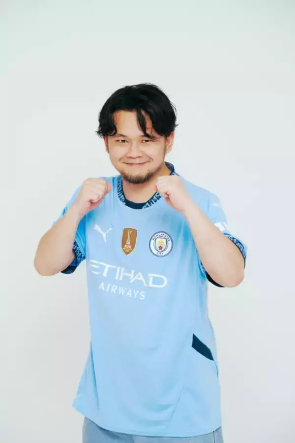 「プレミアリーグを「年に300試合以上配信する」3人組を直撃。「部室で盛り上がっているような空気感」で登録者数は23.4万人に」の画像