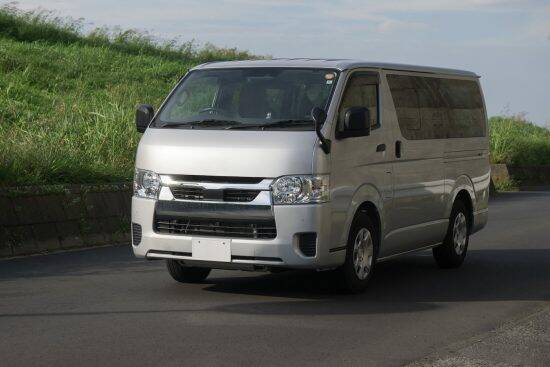 軽自動車に“あおり運転”したハイエースの末路。片側一車線を突き進んで「ざまあみろ！」――大反響セレクション