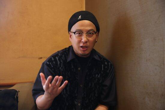 売れない芸人から“年間330本”の司会者へ。コンビ解散後に「一人でできる仕事」で天職を見つけるまで