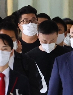 ルフィ事件の資金洗浄にも関与？「相対屋の女王」再逮捕は10回超…1回で数億円動く“闇の両替”の正体