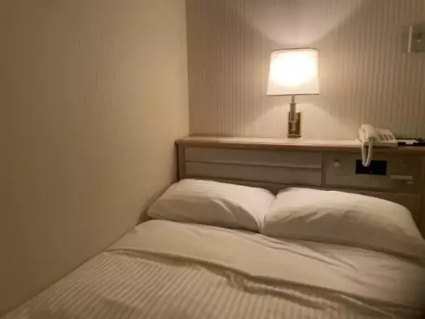 「「ラブホ代わりに使うな！」安ビジホで働く従業員が怒りを滲ませる“大量の置き土産”とは――仰天ニュース特報」の画像