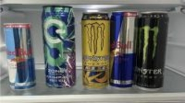 エナジードリンクを“毎日1リットル”飲み続けた酒浸り20代男性の身体に起きた異変「心臓がバクバクしても…」