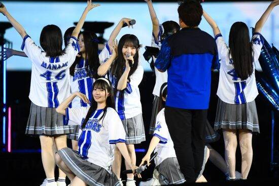 日向坂46・藤嶌果歩が見事なノーバン投球。推しに酔いしれた横浜の夜が大盛況で幕を閉じる！