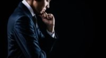 仕事で頑張り続けるほど不利になる？自分を縛る“縛りプレイ”という罠