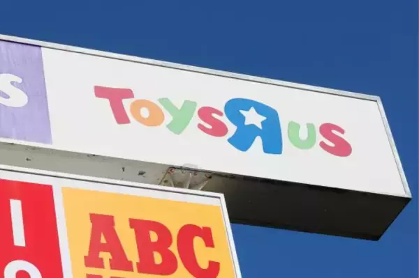 なぜドン・キホーテ親会社は赤字が続く「トイザらス」を買収したのか。“子連れ以外の大人”がおもちゃを買う消費動向に注目