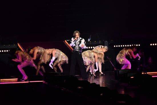 堂本光一、4年ぶりソロツアー。“RAISE”で見せた新境地