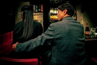 「嫁と別居中で癒やしがない」取引先の社長に“性接待”を求められた24歳女性の告白。芸能界だけの問題ではない