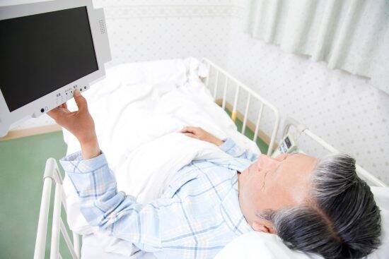 「あんた若いんだから、窓際のベッド譲れよ」同じ病室に入院する“ワガママ老人”を成敗した男性の行動――仰天ニュース特報
