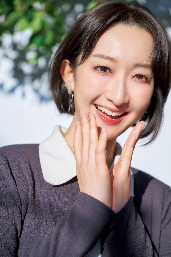 「すべてを捨てていい。クビになってもいい」カンテレ竹上萌奈アナが、進行役の立場を捨てて大喜利に挑んだ“真意”