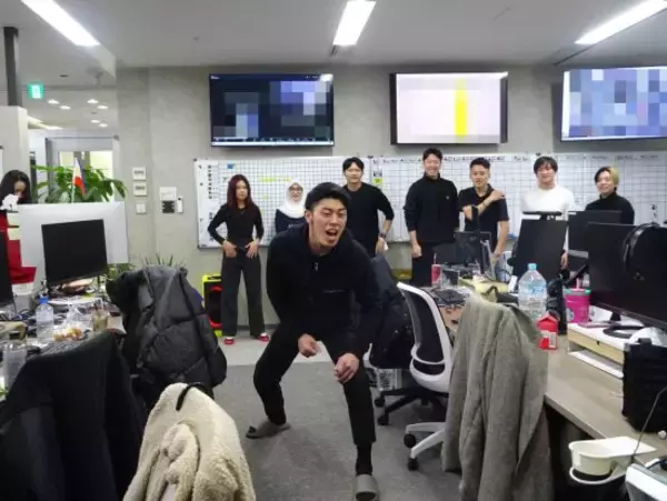 朝礼で社訓を叫び、ひたすらテレアポ、厳しい叱責も…『ザ・ノンフィクション』で話題の“昭和式企業”をあえて選んだ“Z世代社員”の本音