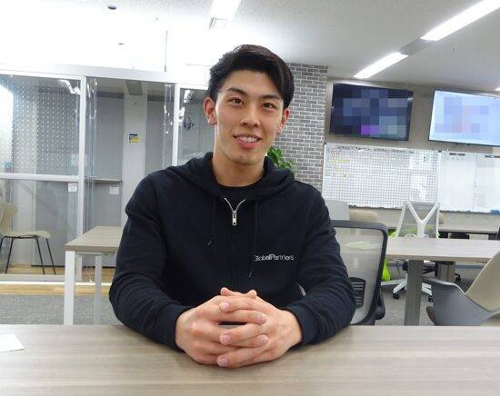 朝礼で社訓を叫び、ひたすらテレアポ、厳しい叱責も…『ザ・ノンフィクション』で話題の“昭和式企業”をあえて選んだ“Z世代社員”の本音