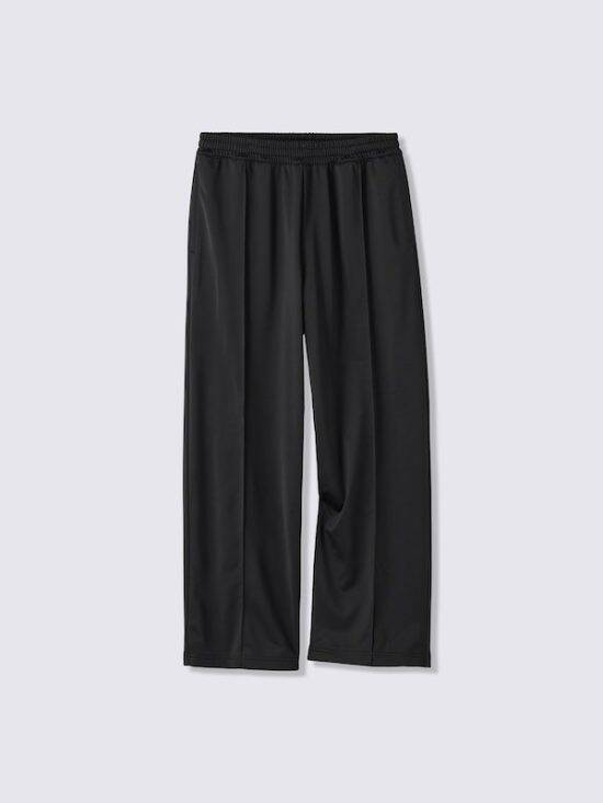 GUのパンツ「2990円とは思えないクオリティ」「価格を超えた完成度」大人が履くべきマストバイ5選