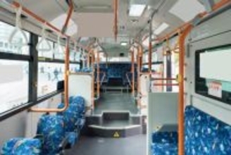 乗客の体調不良でバスが停車。「遅れるのに運賃はそのまま？」と怒鳴る中年女性2人を降車させた運転手の言葉――仰天ニュース特報