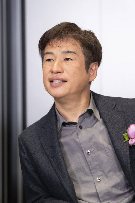 “GACKTからの着信”が話題に。ひろゆき、川上量生らがあえて今“国産SNS”を立ち上げたワケ