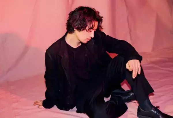 「斎藤工が「僕は明らかに老害予備軍」と語る理由。「僕ら世代が駆逐されないと健全にならない」44歳の危機感」の画像