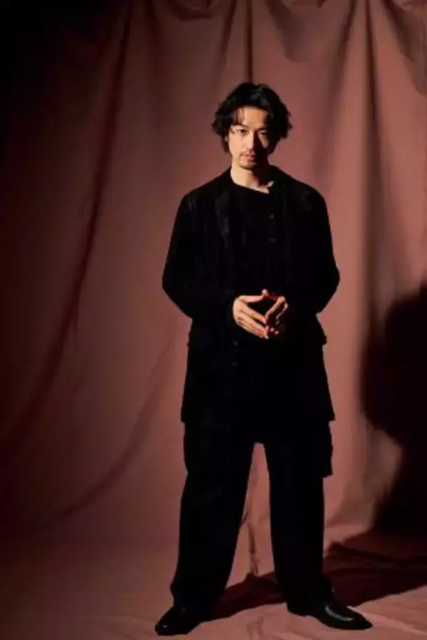 「斎藤工が「僕は明らかに老害予備軍」と語る理由。「僕ら世代が駆逐されないと健全にならない」44歳の危機感」の画像