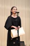 「小泉今日子のコンサートで流れた「憲法9条」が波紋…「キョンキョンが観たかった」という意見に隠された“姑息な本音”」の画像1