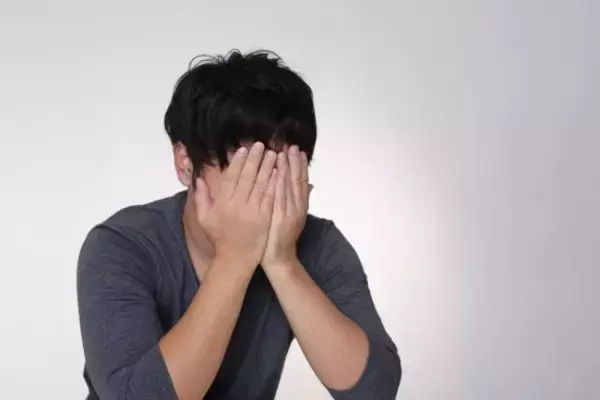 更新のたびに家賃が上がるのに「離れられない」住人たち…地方出身の学生が迷い込んだ、“不気味なアパート”での2年間