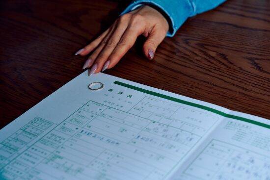 「死んでも夫の介護なんてしたくない」娘の成人を待つ48歳女性の“離婚計画”。「メシ」「風呂」しか言わず、家事も育児もしない