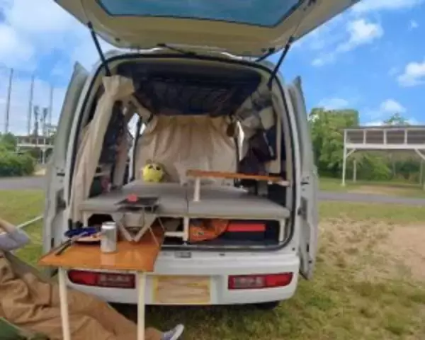 「「釣れる魚は増えたけど、友達は減った」現役OL釣りYouTuberが“会社を辞めない”理由」の画像