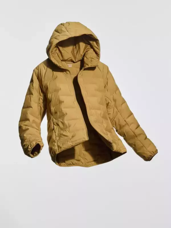 「ユニクロ「実は買ってはいけない5つのアイテム」…競合ブランドに“ユニクロ超えの名作“があった！」の画像