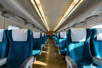 新幹線で「席を立つので荷物を見てほしい」と言われ承諾した男性を襲った悲劇。1時間以上戻らなかった女性の“呆れた行動”