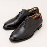 「日本人に大人気の幅広靴はハズレだらけ。本当に必要な「幅広足」用シューズ4選」の画像4