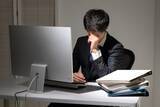 「残業170時間の窓際SEが“読書”で人生激変。「読んで満足」から脱却できた究極の習慣とは」の画像1