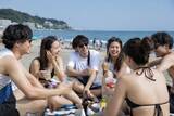 「「あんた誰!? ウチの彼氏となにしてんの？」女性27歳を襲ったプールでの悲劇／夏の出会いは減っている？ 全国の水浴場の数と“出会いのかたち”を調べてみた」の画像10