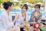 「「あんた誰!? ウチの彼氏となにしてんの？」女性27歳を襲ったプールでの悲劇／夏の出会いは減っている？ 全国の水浴場の数と“出会いのかたち”を調べてみた」の画像13
