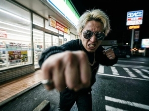 「オマエ、殴られてぇの!?」コンビニで絡んできた“平成ヤンキー”を撃退した救世主「明らかにうろたえていました」
