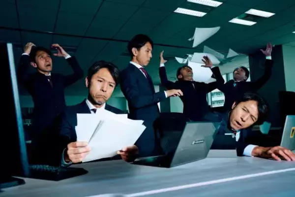 AIで効率化したはずが「前より忙しい」と感じるのはなぜ？タスクは増える一方、通知やチャットの“外乱”に脳が悲鳴