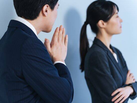 舌打ち、溜め息、無視…全国の職場に蔓延する「不機嫌ハラスメント」の深刻な実態。仕事をしている人の約75％が「職場に“フキハラ”をする人がいる」