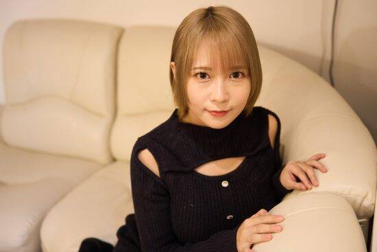 「私が出た週刊誌を父が読んでたんです」セクシー女優になった女性が“親バレ”した瞬間。電話越しにかけられた言葉とは