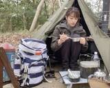 「「38万円の中古車でガサガサ遊ぶ」人気女性キャンパーが提唱する車中泊スタイル「“自分の好き”を小さな空間に詰め込める」」の画像8