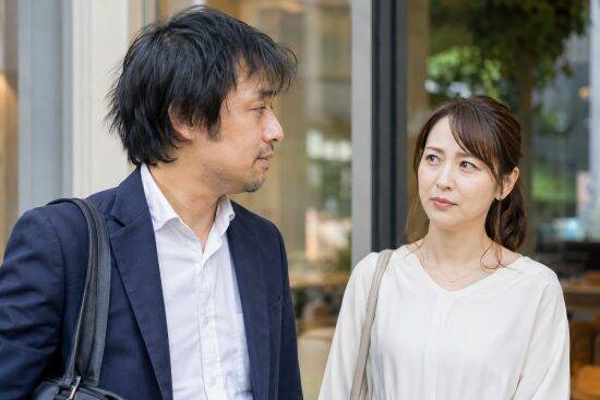 「毎日お風呂に入っているのに…」女性に“清潔感がない”と思われる男性の“残念な共通点”