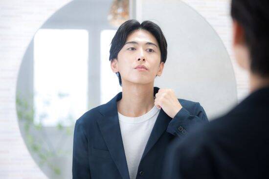 「毎日お風呂に入っているのに…」女性に“清潔感がない”と思われる男性の“残念な共通点”