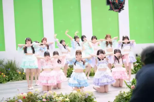 「【MV密着】SKE48『サンダルだぜ』、夏曲でまさかの極寒ロケ!?　現場で見た笑顔の理由(わけ)」の画像