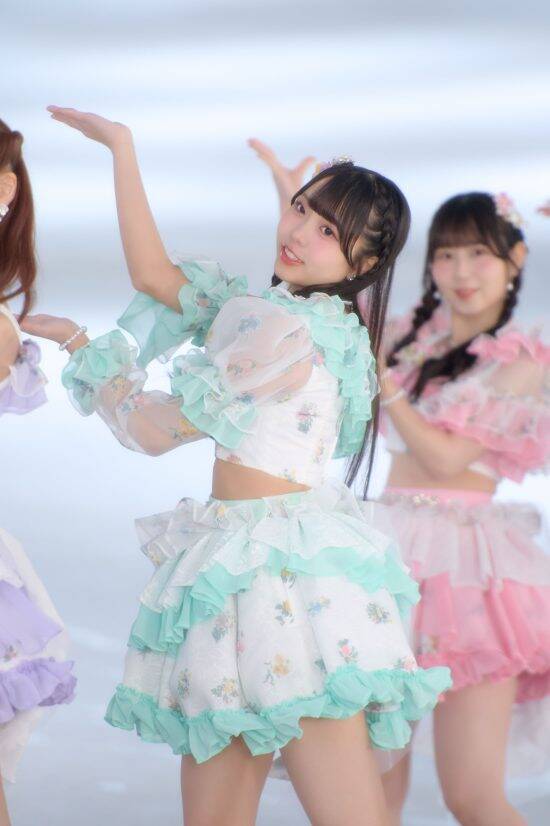 【MV密着】SKE48『サンダルだぜ』、夏曲でまさかの極寒ロケ!?　現場で見た笑顔の理由(わけ)