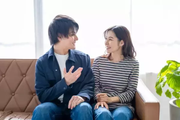 「「女性からなぜか頼りにされる男性」に実は共通している“5つのしぐさ”」の画像