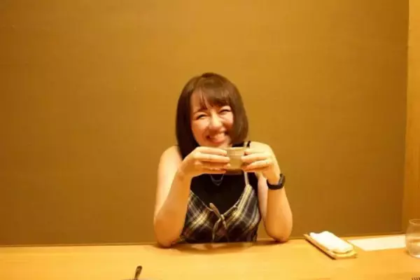 看護師と性風俗店の二足のわらじで「月収100万円弱」虐待を経験した30歳女性が働く理由