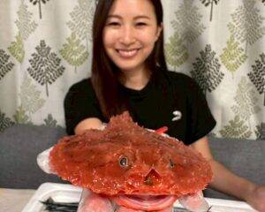 高3で、突然「あいうえお」が発声できなくなった…「喉に金属を埋める手術」を受けた34歳女性が“救い”を見つけるまで