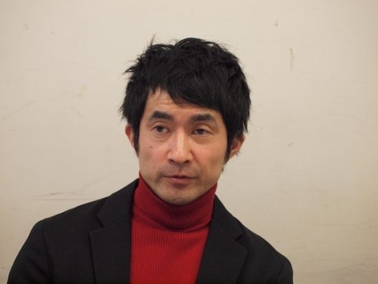 「脳の70％がどこかへ行った」脳梗塞で倒れた40歳漫才師、失語症でもM-1舞台に返り咲くまで