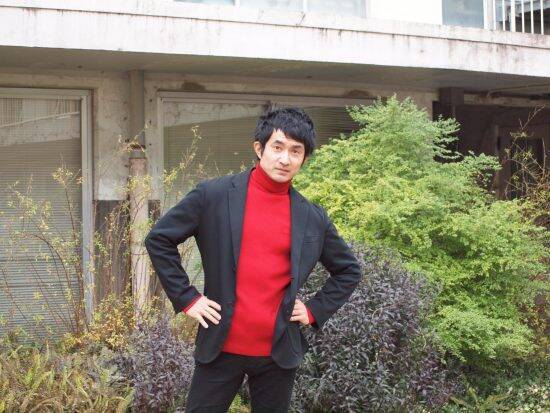 「脳の70％がどこかへ行った」脳梗塞で倒れた40歳漫才師、失語症でもM-1舞台に返り咲くまで