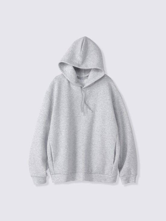 ユニクロ・GU・無印良品「本当にブランドのよう」「3000円スニーカーが破格」絶対に買い逃してはいけない“秋の最高傑作7アイテム”