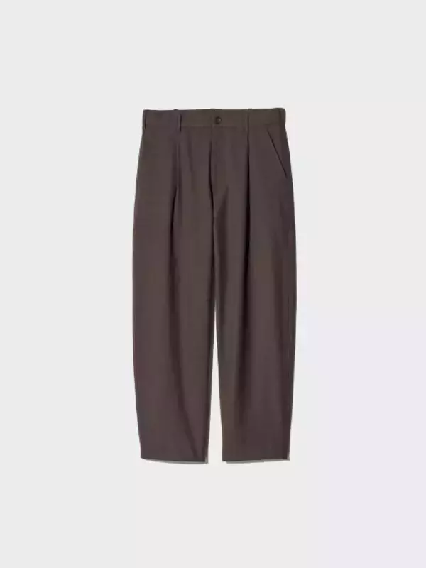 「ユニクロ・GU・無印良品「本当にブランドのよう」「3000円スニーカーが破格」絶対に買い逃してはいけない“秋の最高傑作7アイテム”」の画像