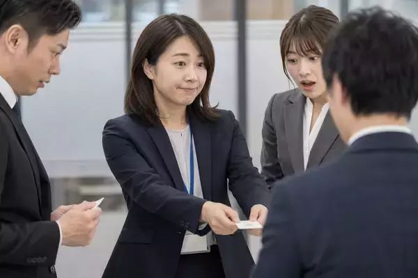 「名前を言うと失笑される」“キラキラネーム”35歳女性の胸中。彼氏の親からも「親はヤバい人？」と不安に思われて…／簡単に改名できるのか？家庭裁判所が認めない理由も